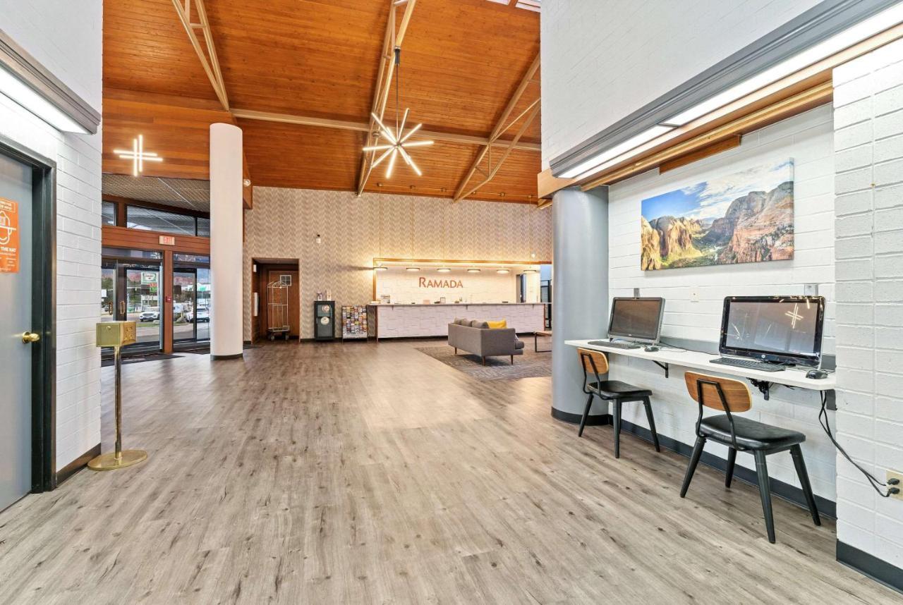 Ramada By Wyndham Cedar City Exterior foto