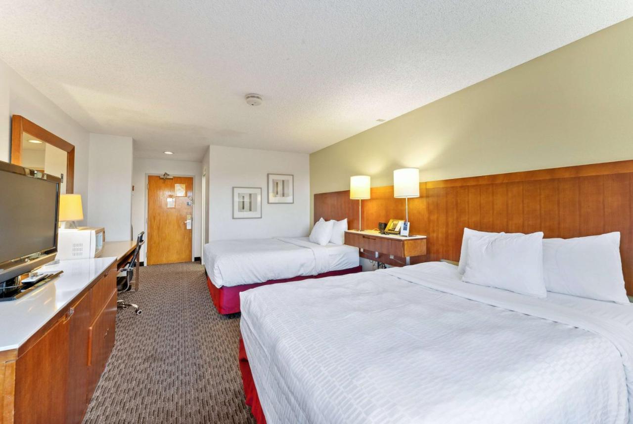 Ramada By Wyndham Cedar City Exterior foto
