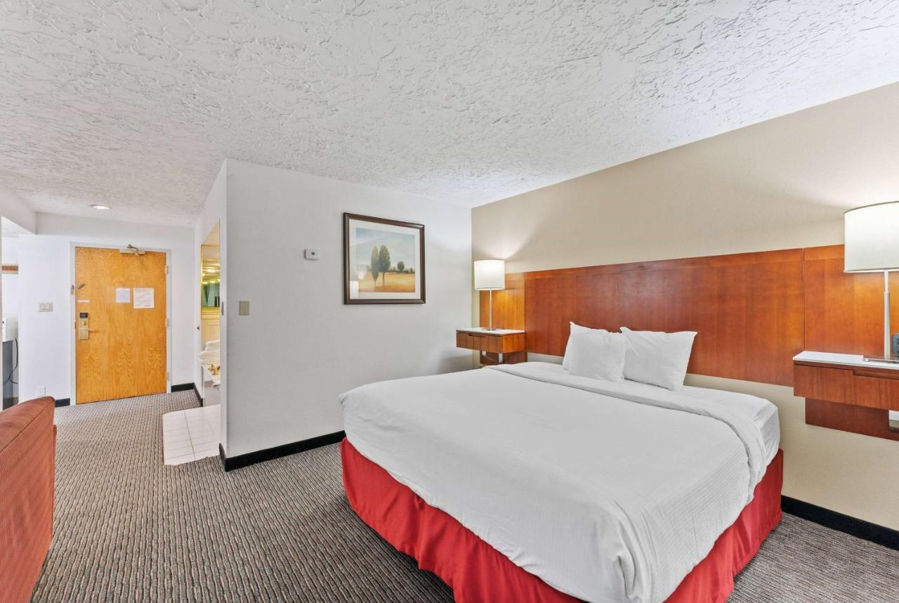 Ramada By Wyndham Cedar City Exterior foto